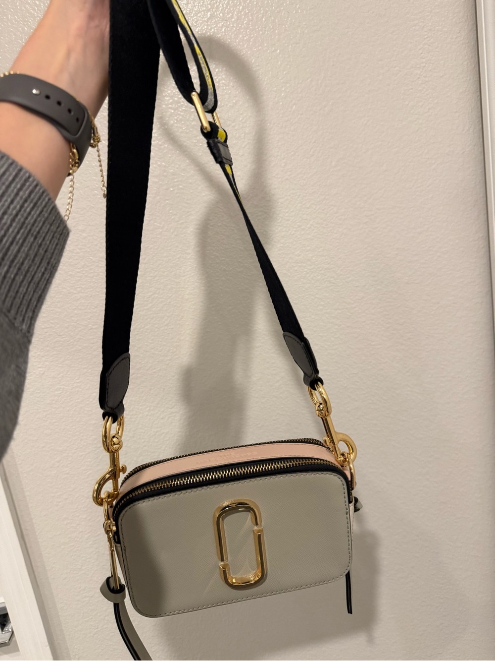 Marc Jacobs Two-Tone Neutral Crossbody with Pink Accent and Gold Hardware